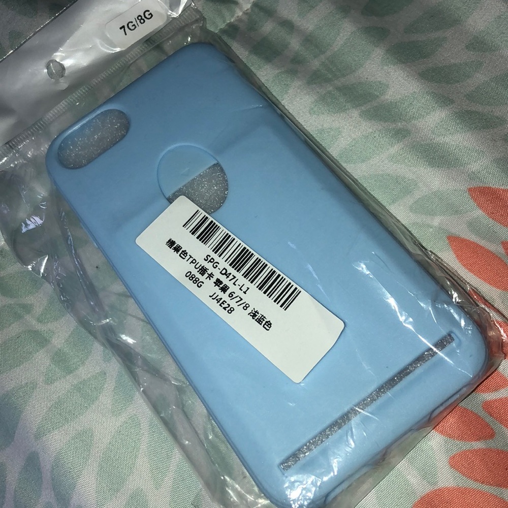 Iphone 7/8 case with card holder